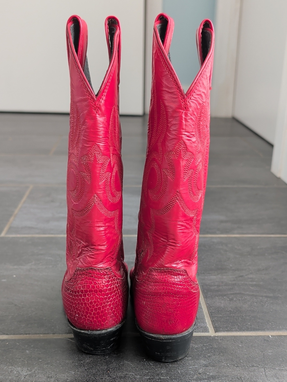 Justin's Red Lizard Skin Cowgirl Boots Size 4½B - Picture 4 of 8